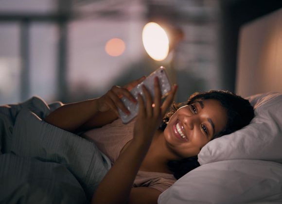 Why You’re Addicted to Scrolling: The Science Behind Infinite Feeds Scrolling Addiction